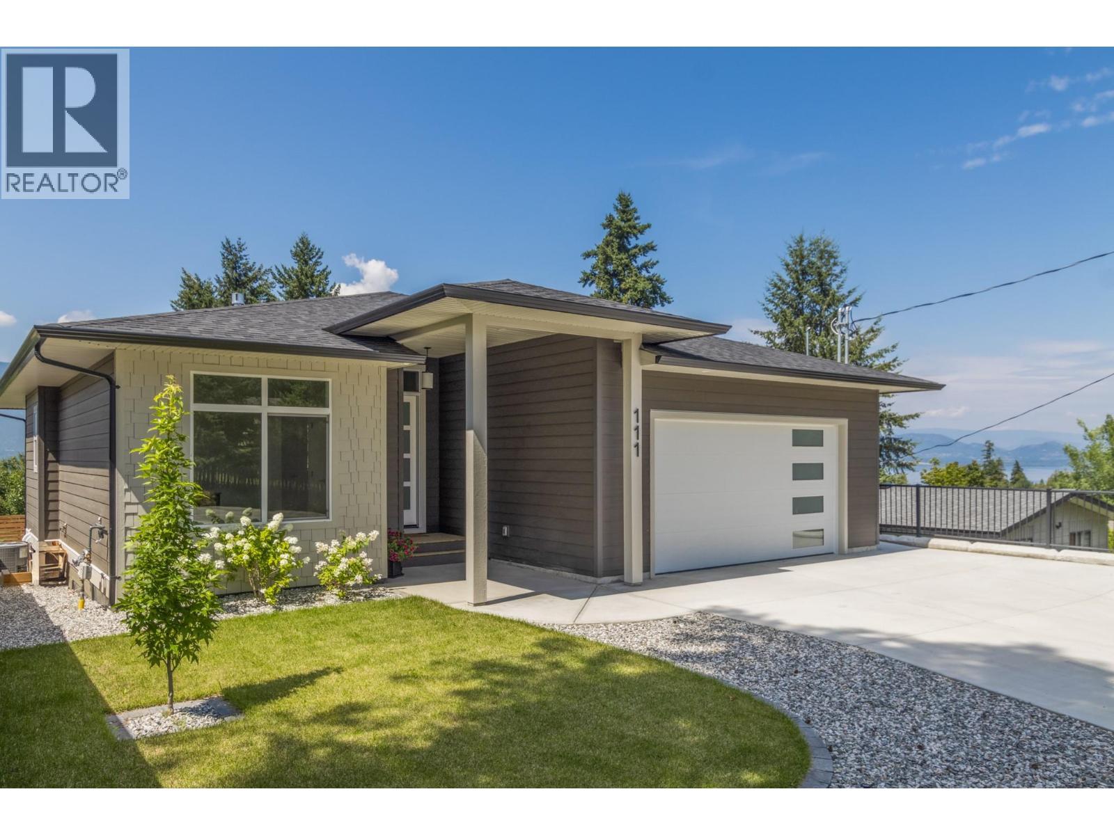 111 20 Street Se, Salmon Arm, BC - Outdoor