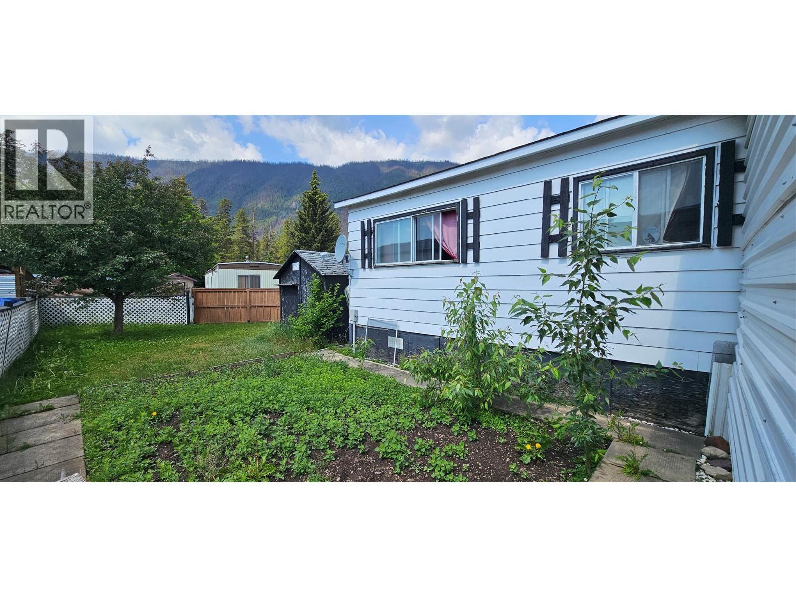 395 Red Cedar Crescent, Sparwood, BC