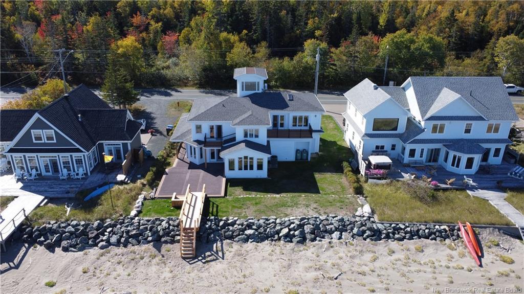 2156 Queen Elizabeth Dr, Bathurst, NB