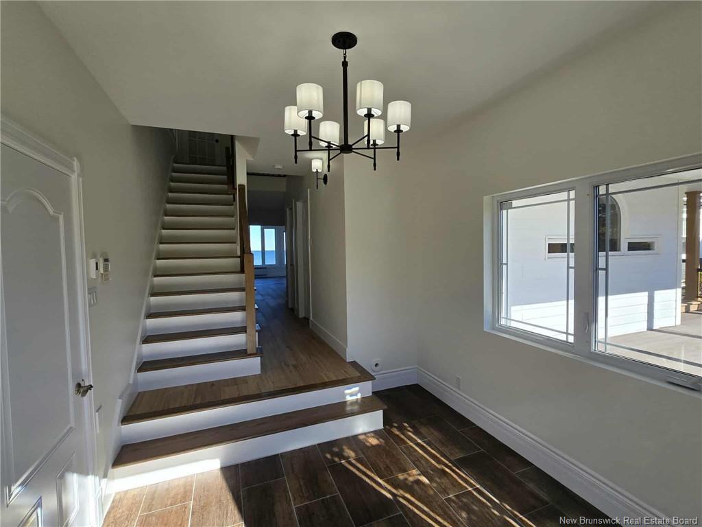 2156 Queen Elizabeth Dr, Bathurst, NB