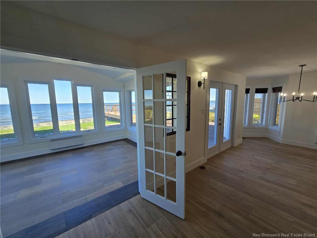 2156 Queen Elizabeth Dr, Bathurst, NB