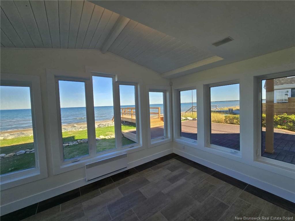 2156 Queen Elizabeth Dr, Bathurst, NB