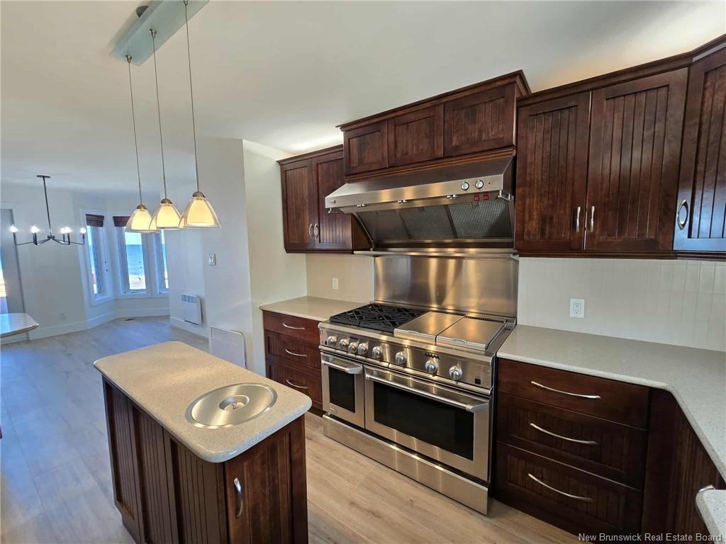 2156 Queen Elizabeth Dr, Bathurst, NB