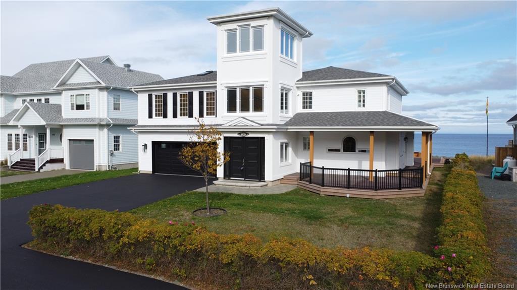 2156 Queen Elizabeth Dr, Bathurst, NB