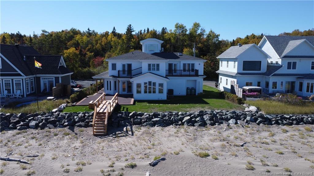 2156 Queen Elizabeth Dr, Bathurst, NB