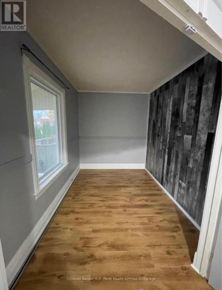 15 Wawa Street, St. Thomas, ON - Indoor Photo Showing Other Room