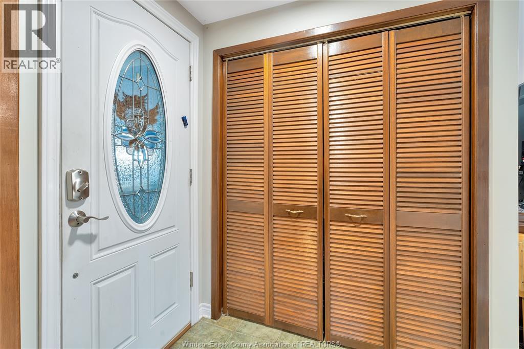 16 Magnolia, Mcgregor, ON - Indoor Photo Showing Other Room