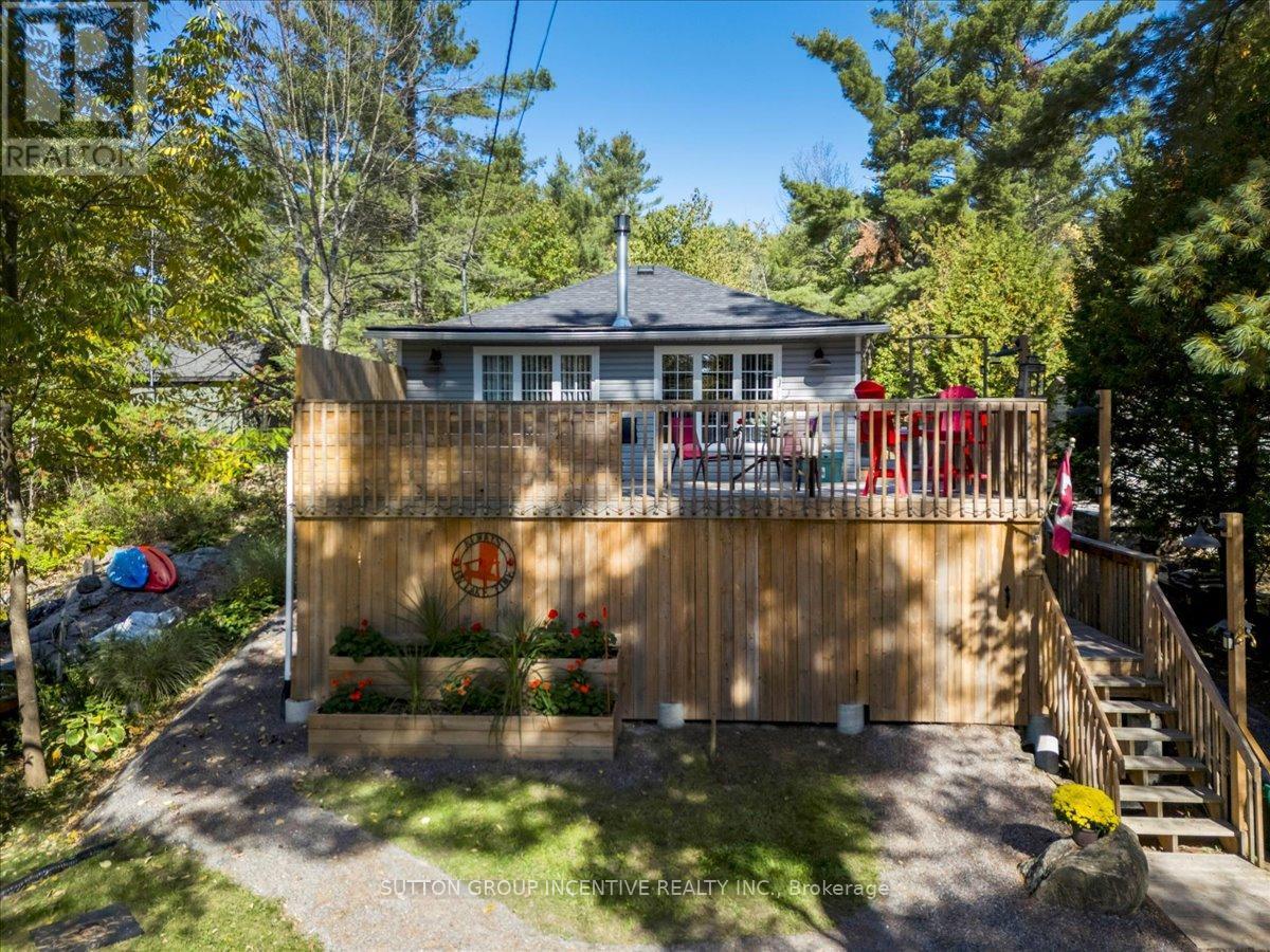 1169 North Kahshe Lake Road, Gravenhurst, ON - Outdoor