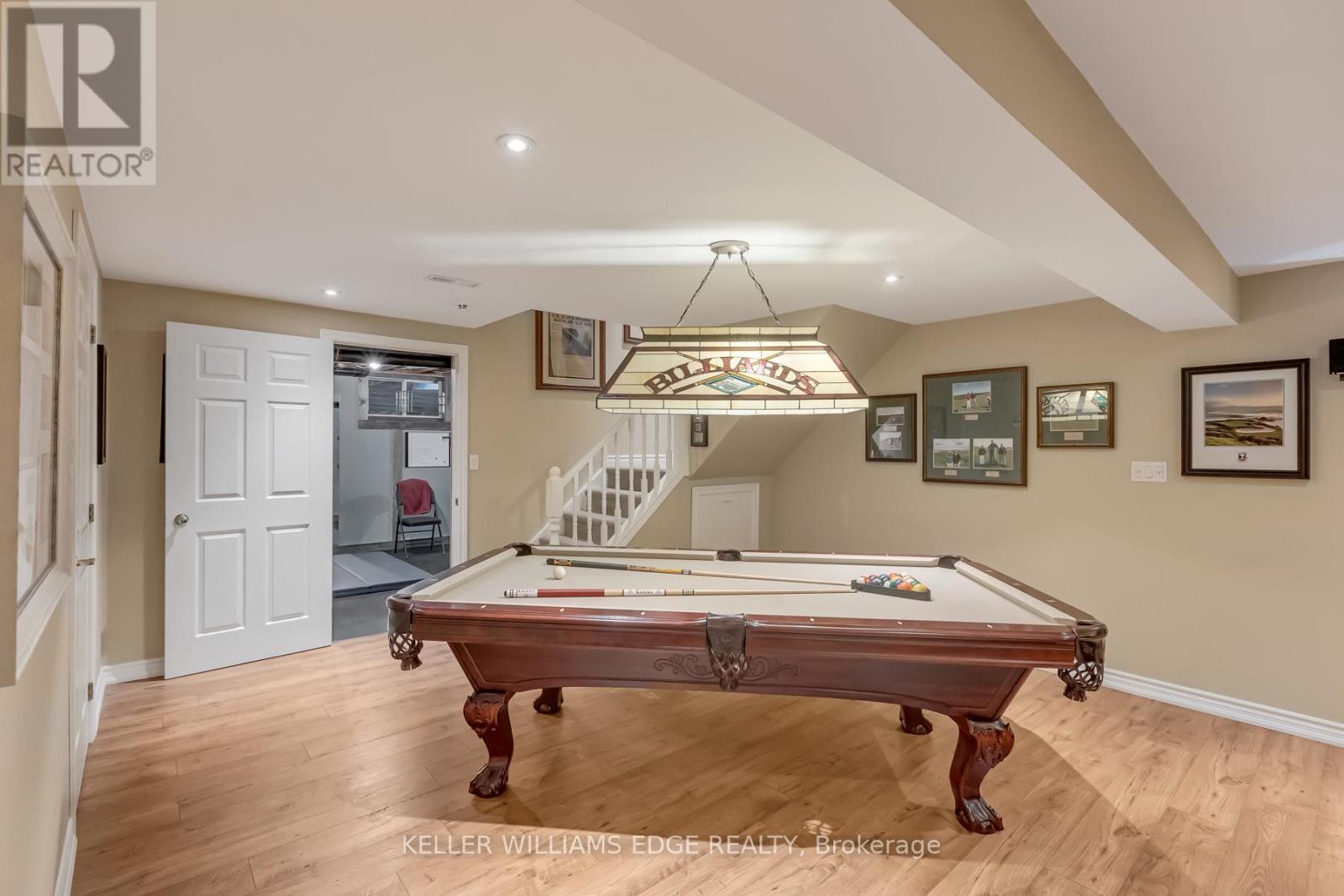 8 Lochside Drive, Hamilton, ON - Indoor Photo Showing Other Room