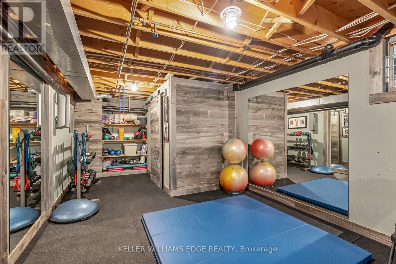 8 Lochside Drive, Hamilton, ON - Indoor Photo Showing Basement