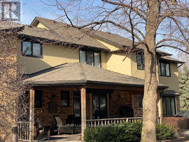 8 Lochside Drive, Hamilton, ON - Outdoor