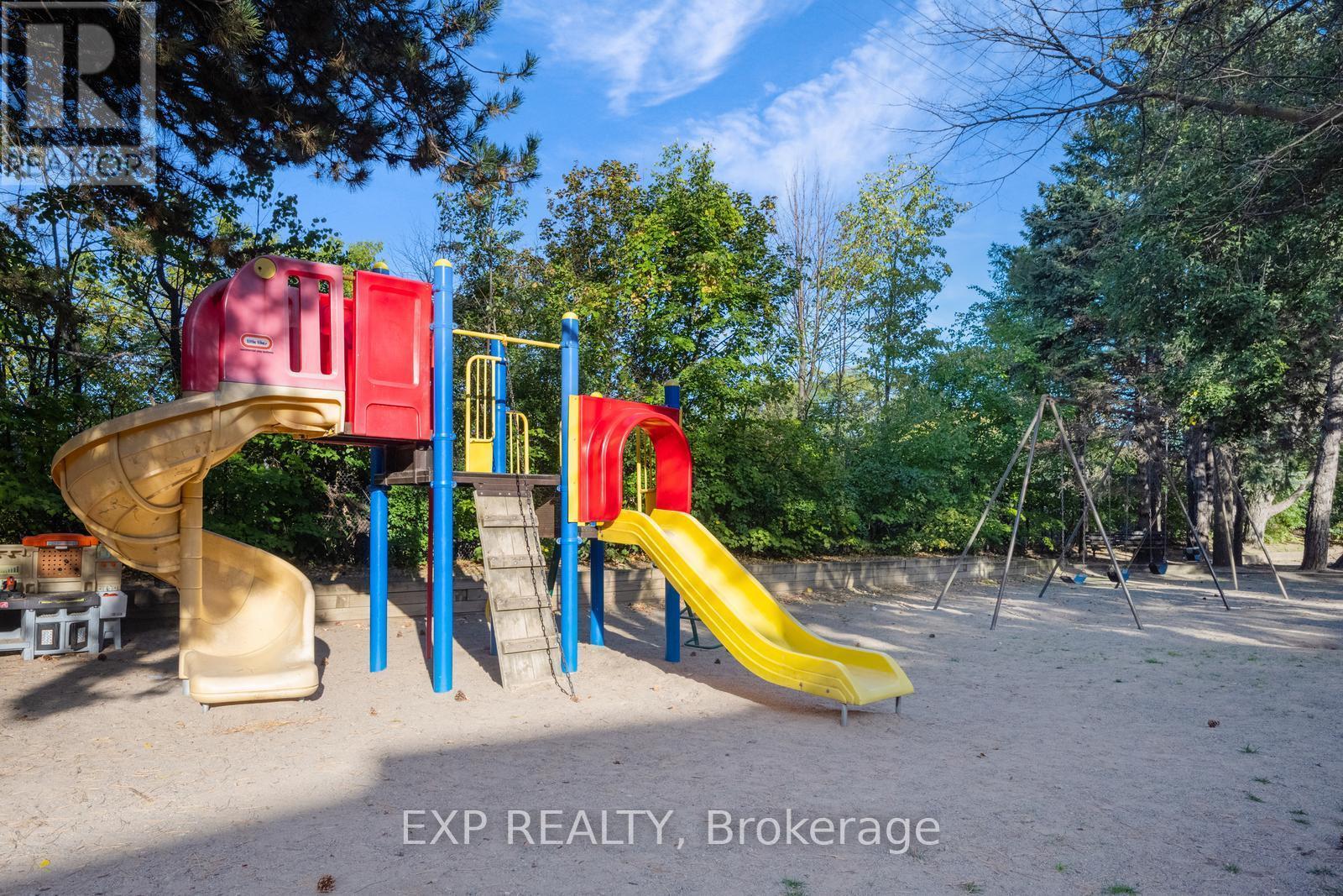 Unit 42 - 915 Inverhouse Drive, Mississauga, ON - Outdoor