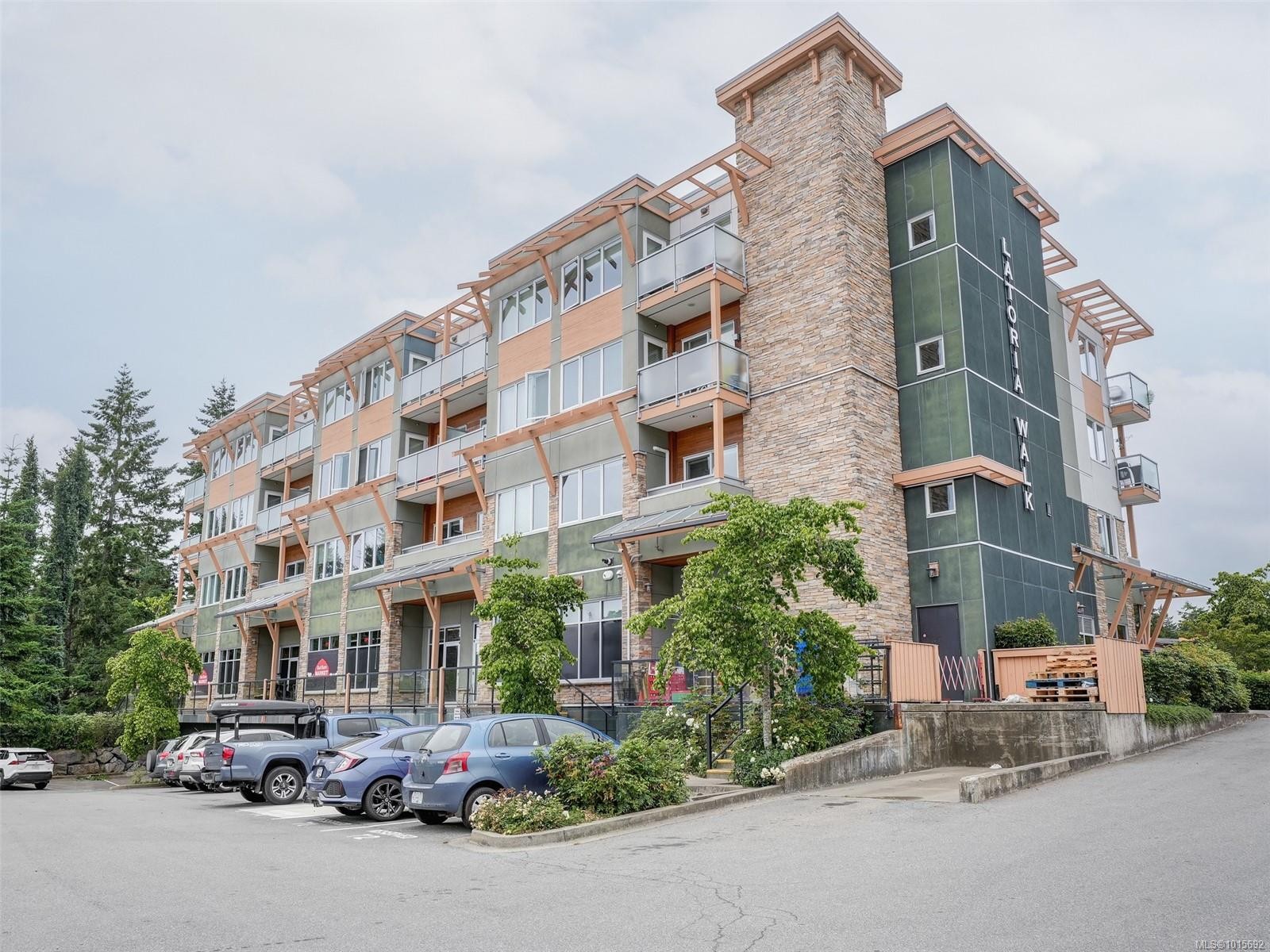 307-611 Brookside Rd, Colwood, BC - Outdoor With Balcony With Facade