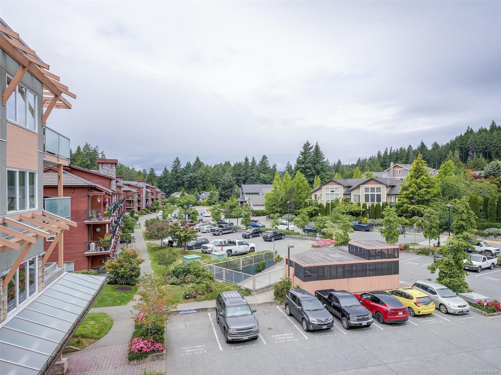 307-611 Brookside Rd, Colwood, BC - Outdoor