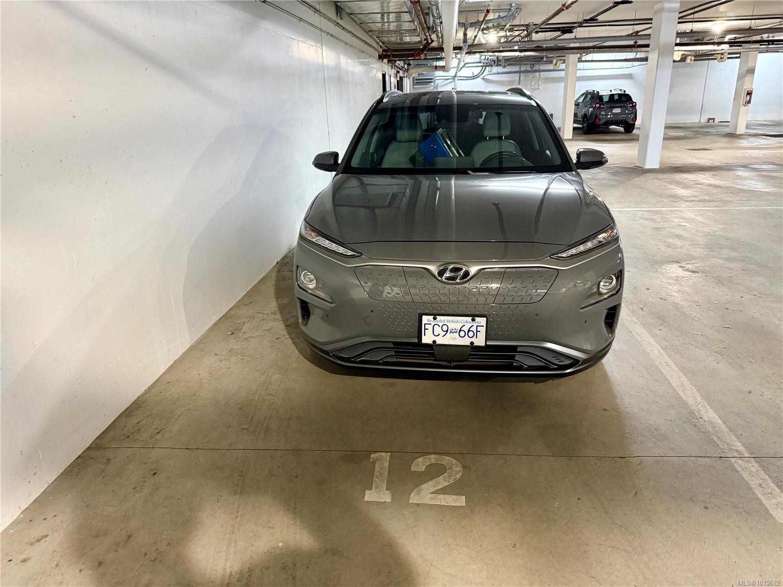 307-611 Brookside Rd, Colwood, BC - Indoor Photo Showing Garage