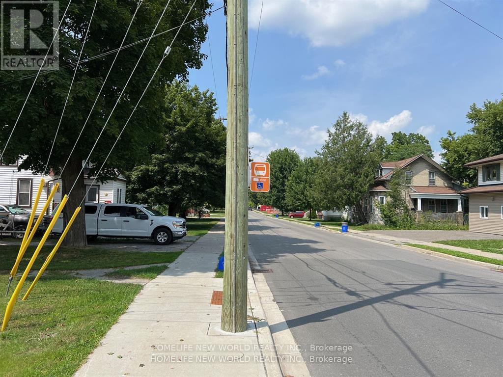 65 Albert Street S, Kawartha Lakes, ON