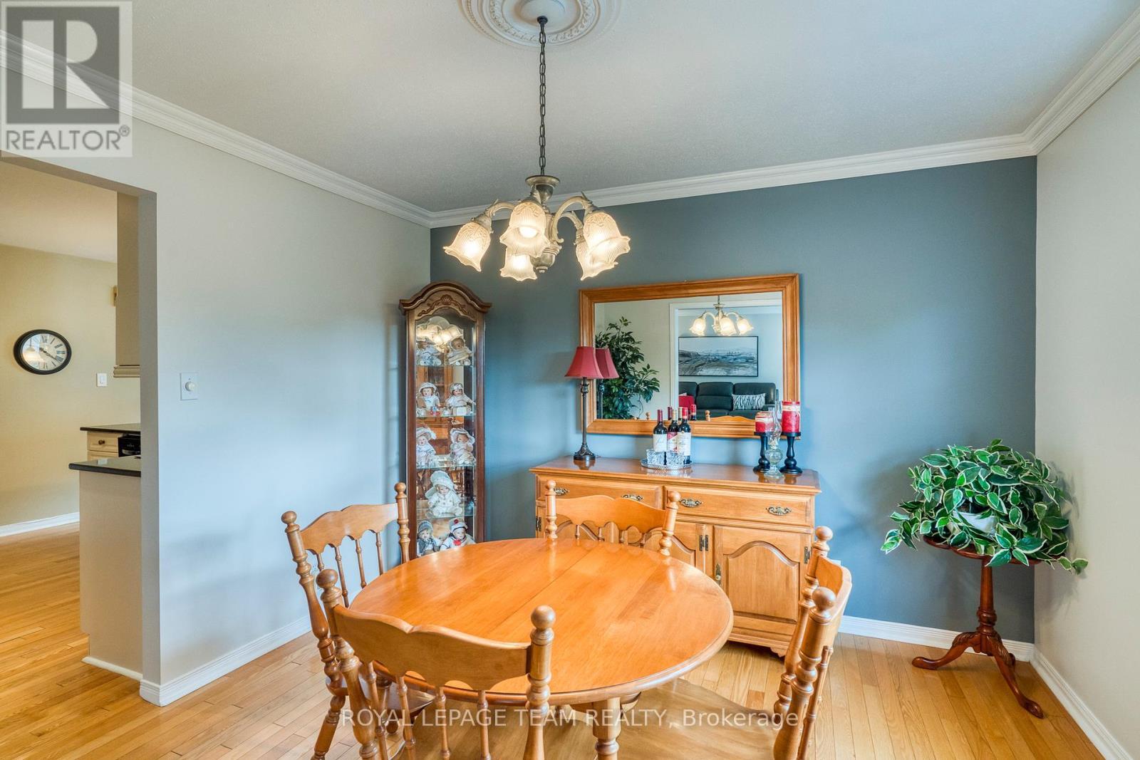 16 Tatra Street, Mississippi Mills, ON - Indoor Photo Showing Dining Room