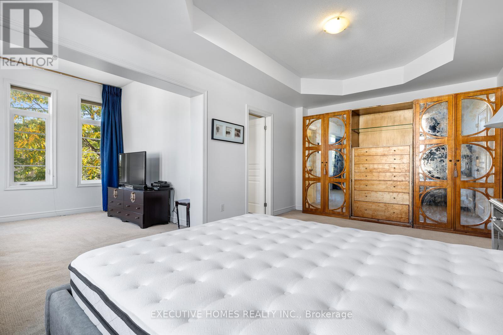 4131 Shipp Drive, Mississauga, ON - Indoor Photo Showing Bedroom