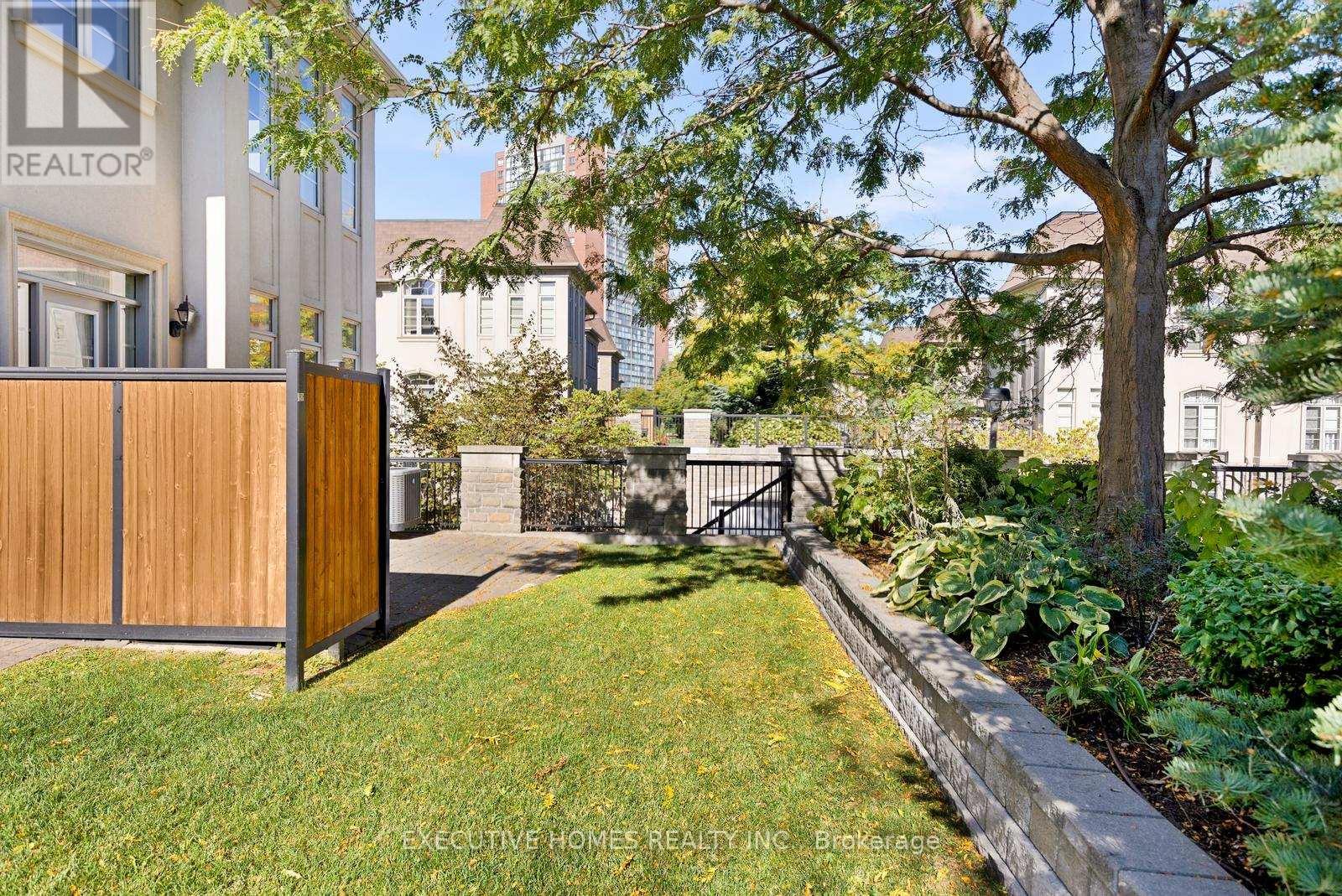 4131 Shipp Drive, Mississauga, ON - Outdoor