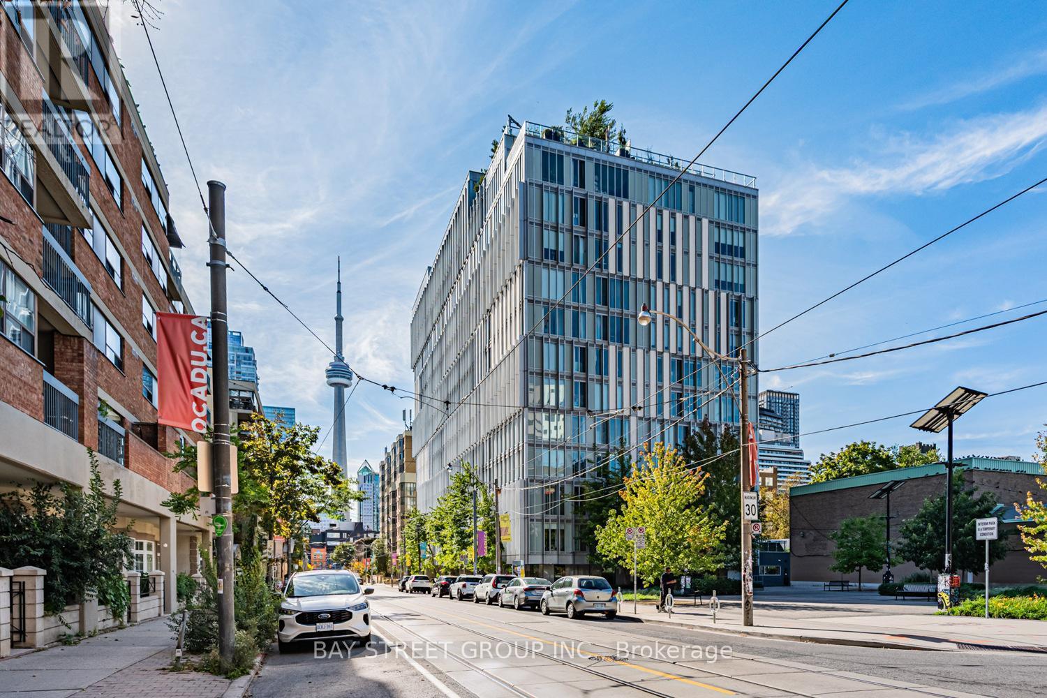 1008 - 50 Mccaul Street, Toronto, ON - Outdoor