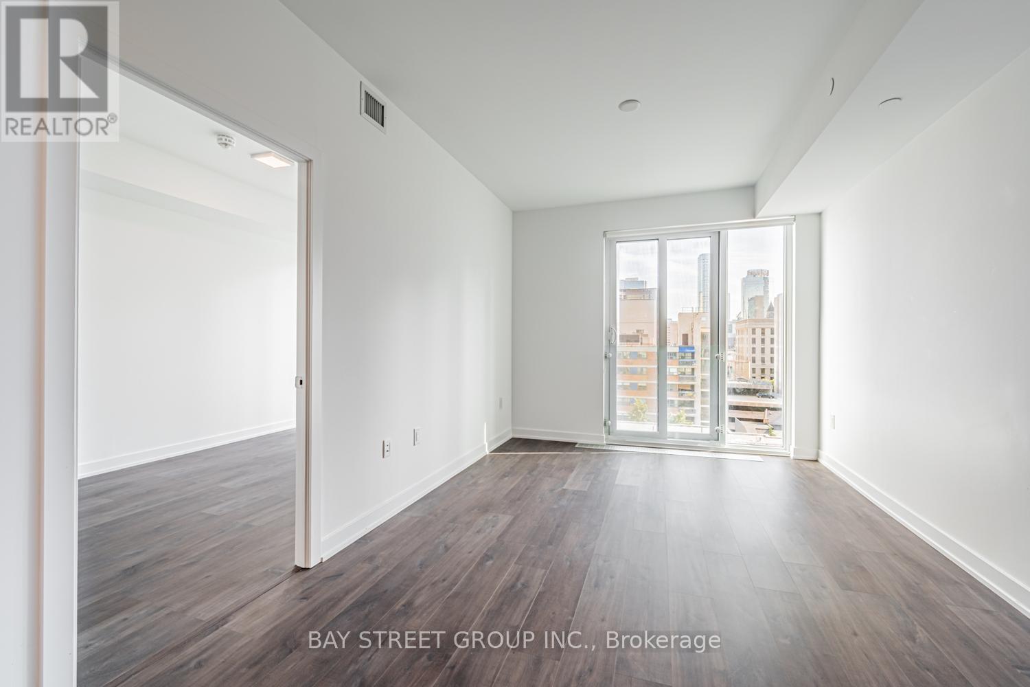 1008 - 50 Mccaul Street, Toronto, ON - Indoor Photo Showing Other Room