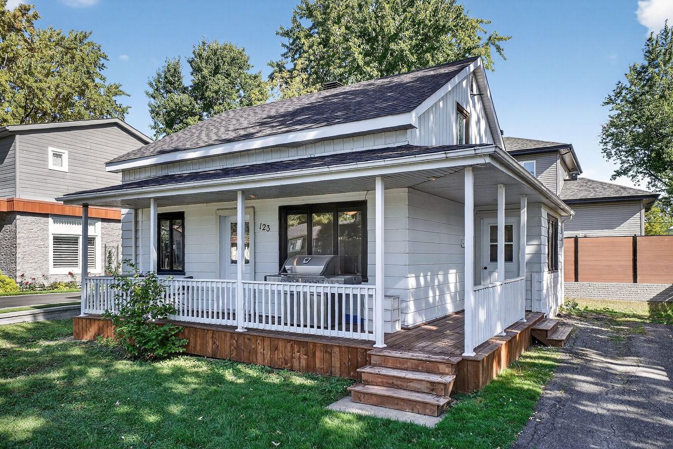 Frontage - 123 Rue Féré, Saint-Eustache, QC - Outdoor With Deck Patio Veranda