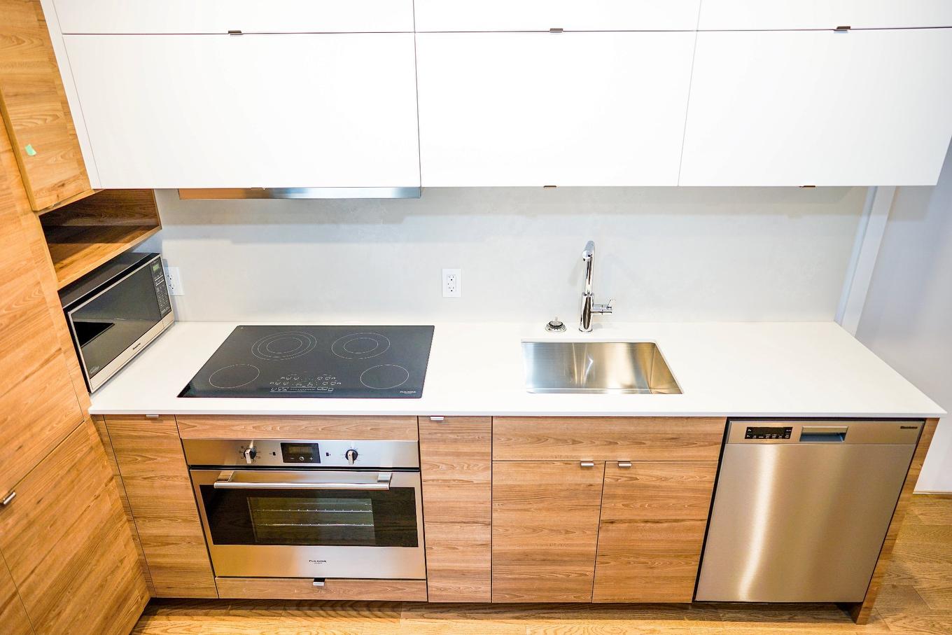 Cuisine - 409-1320 Rue Olier, Montréal (Le Sud-Ouest), QC - Indoor Photo Showing Kitchen