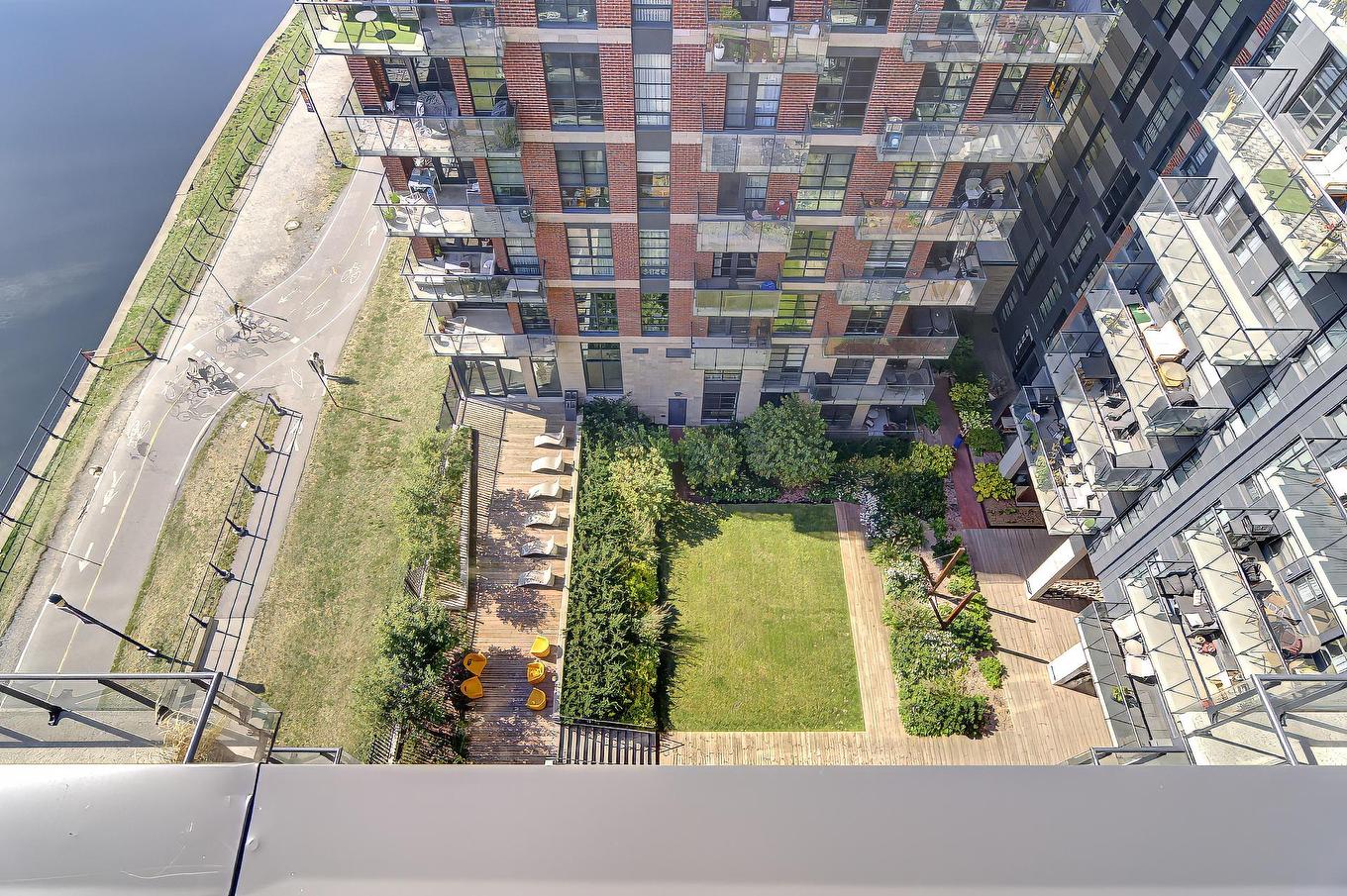 Cour - 802-1320 Rue Olier, Montréal (Le Sud-Ouest), QC - Outdoor