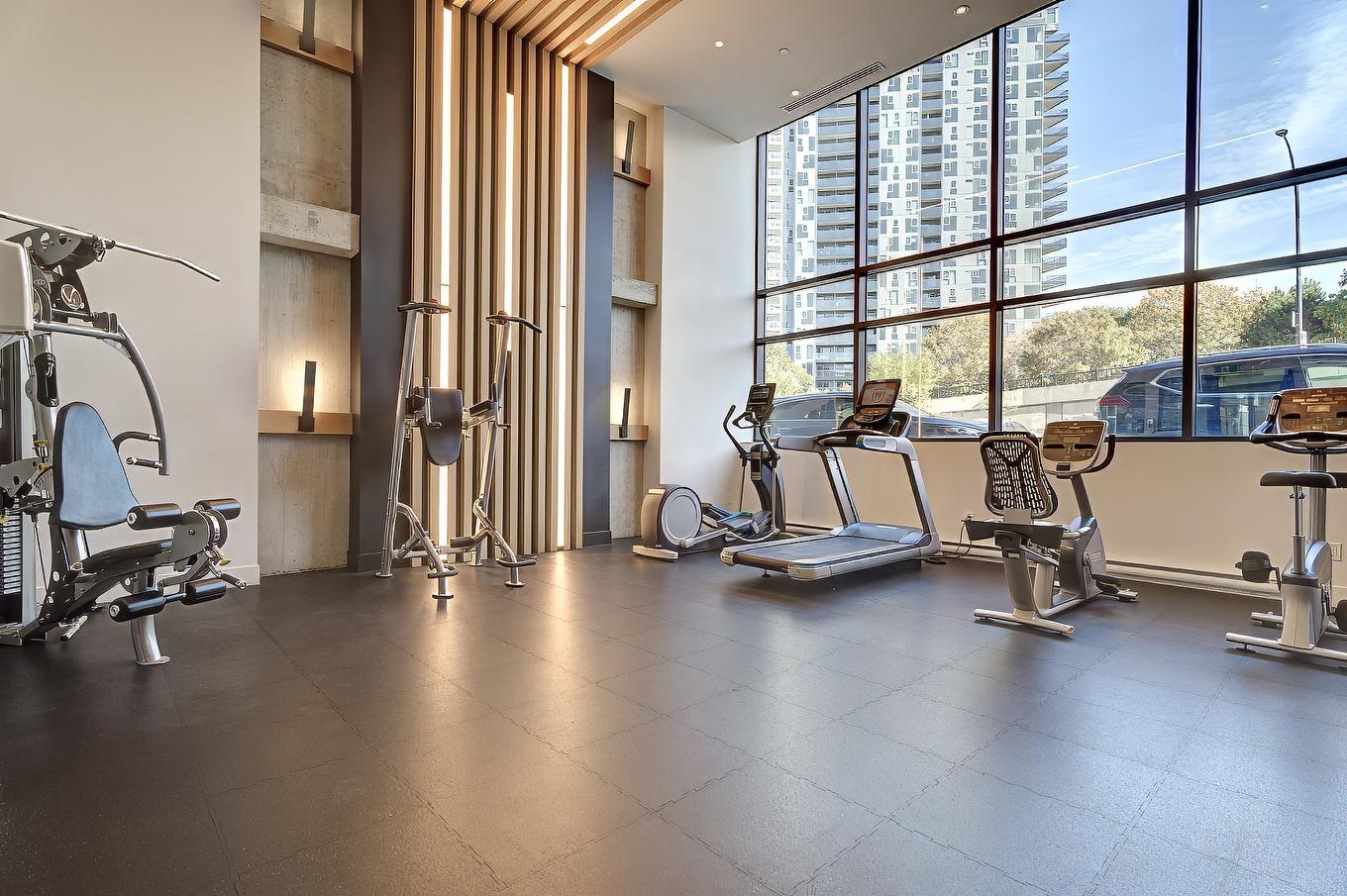 Salle d'exercice - 802-1320 Rue Olier, Montréal (Le Sud-Ouest), QC - Indoor Photo Showing Gym Room