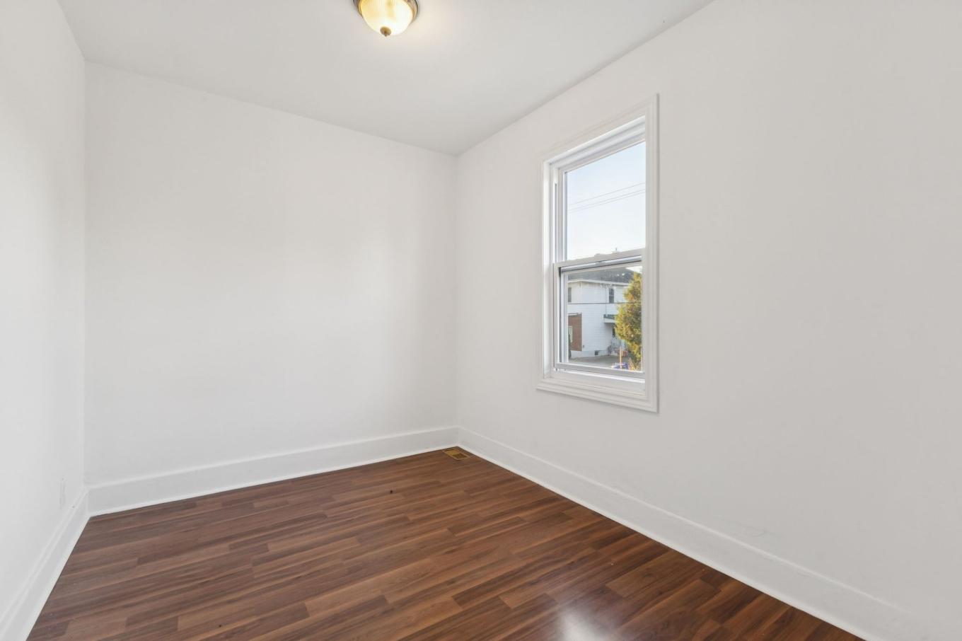 Chambre à coucher - 820 Rue St-Louis, Gatineau (Gatineau), QC - Indoor Photo Showing Other Room