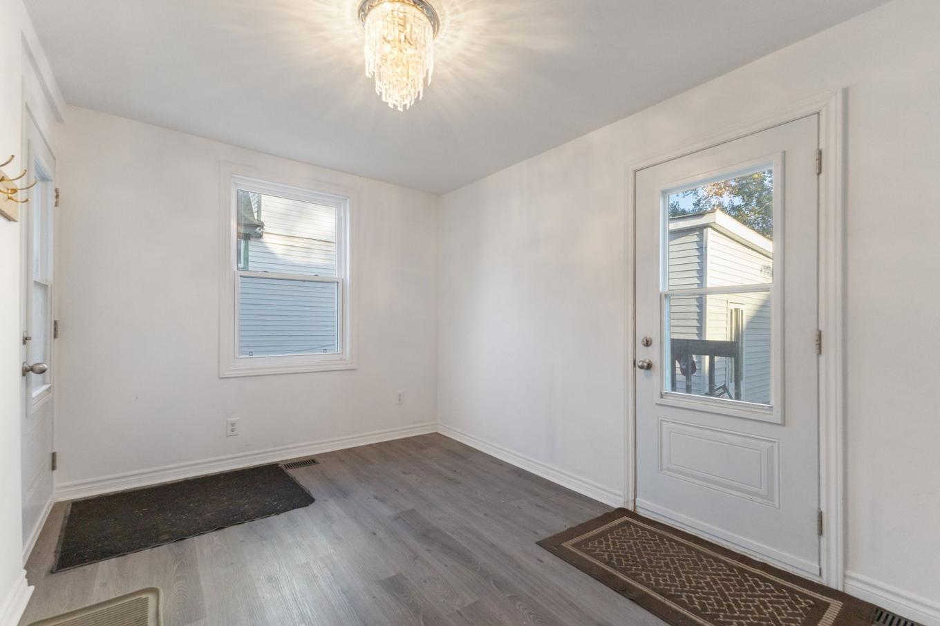 Hall d'entrée/Vestibule - 820 Rue St-Louis, Gatineau (Gatineau), QC - Indoor Photo Showing Other Room