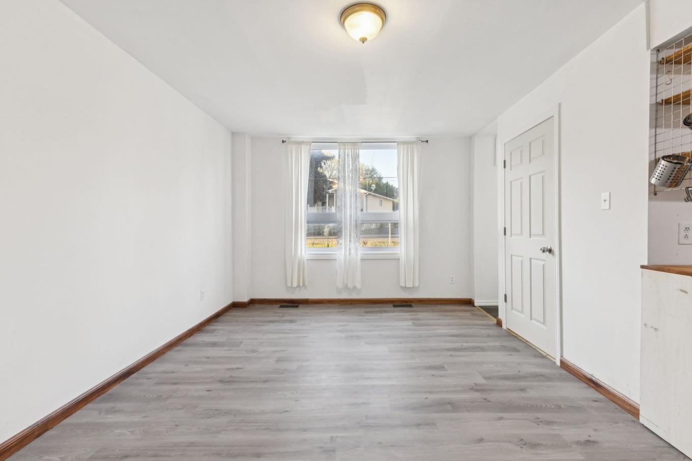 Salon - 820 Rue St-Louis, Gatineau (Gatineau), QC - Indoor Photo Showing Other Room