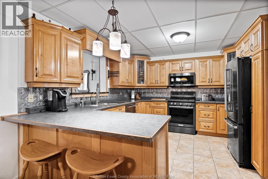 38 Canal Street East, Tilbury, ON - Indoor Photo Showing Kitchen