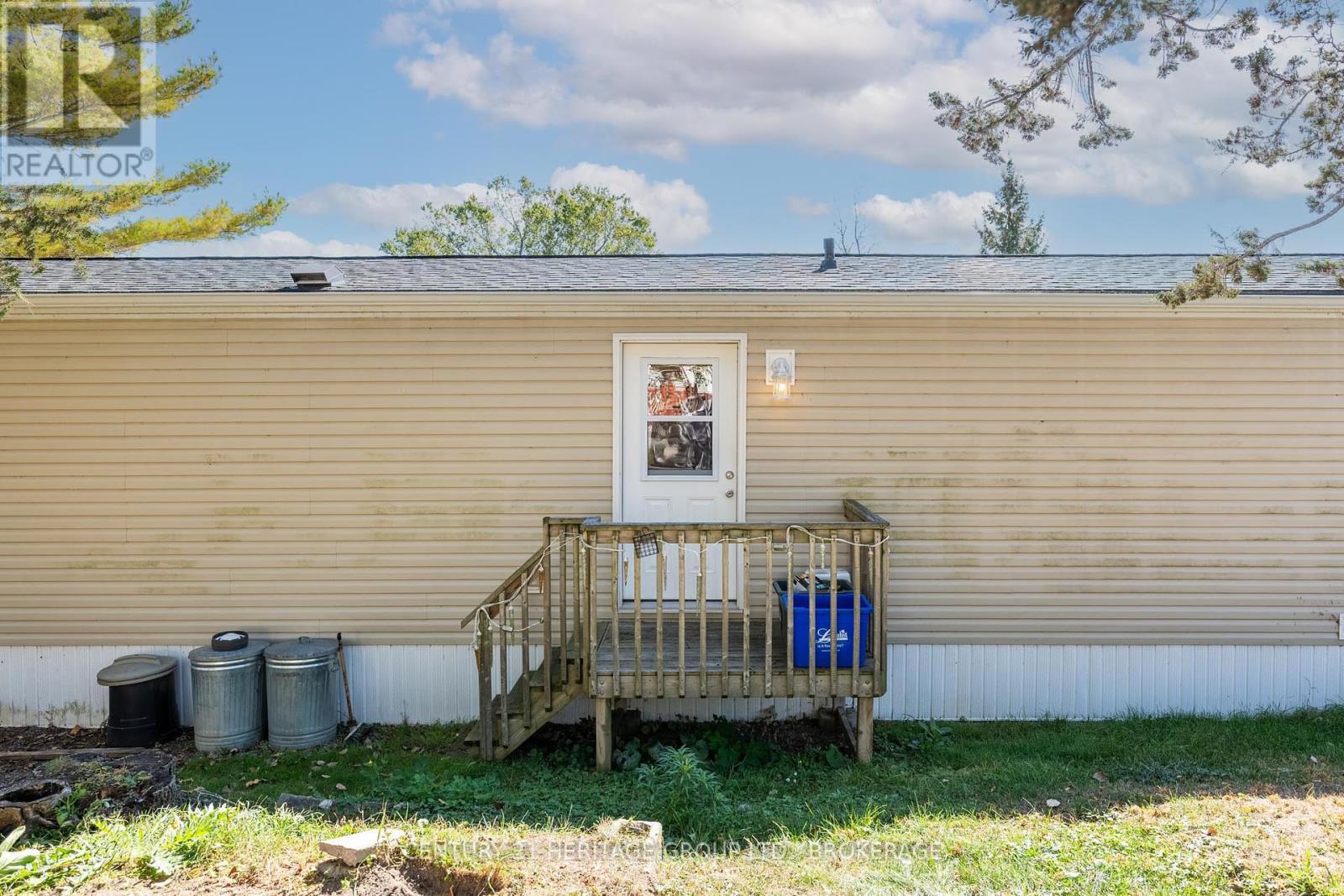 7 - 5633 Bath Road, Loyalist (Lennox And Addington - South), ON