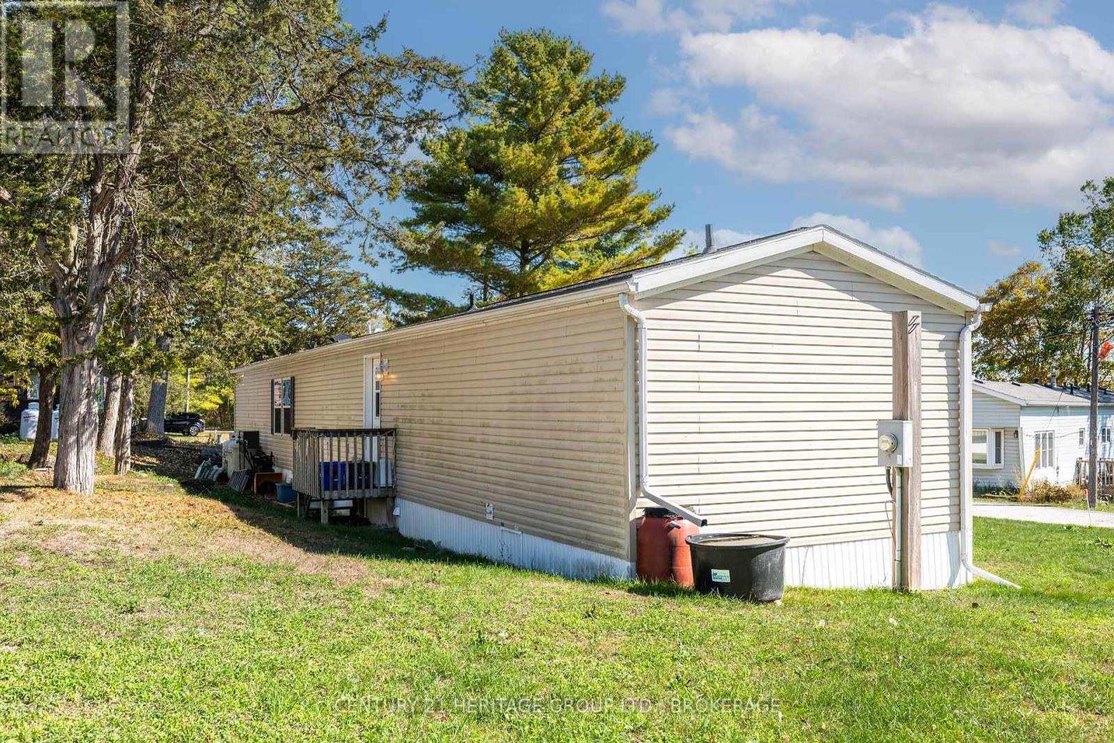 7 - 5633 Bath Road, Loyalist (Lennox And Addington - South), ON