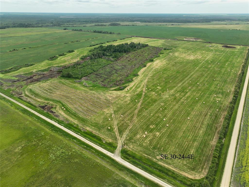 139090 Pth 8 Highway, Riverton, MB