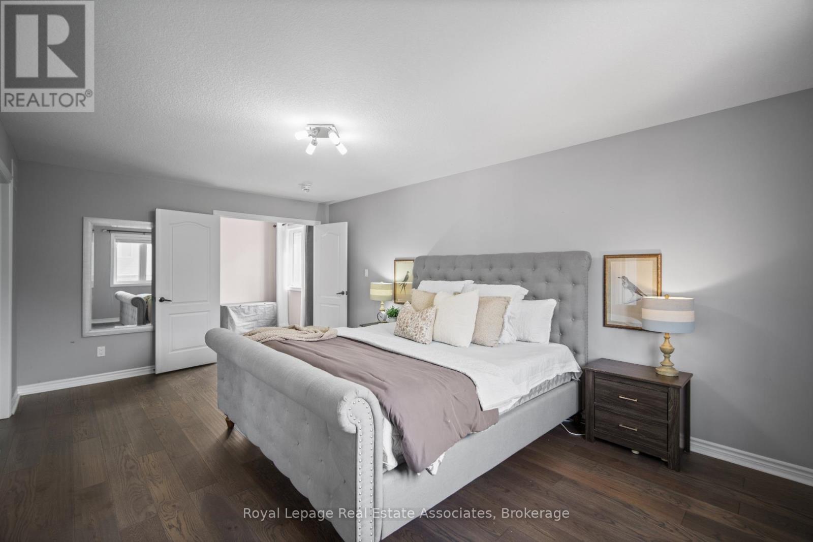 439 Moorlands Crescent, Kitchener, ON - Indoor Photo Showing Bedroom