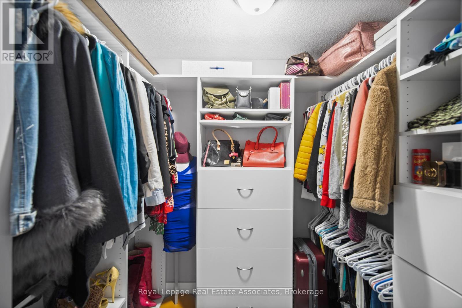 439 Moorlands Crescent, Kitchener, ON - Indoor With Storage