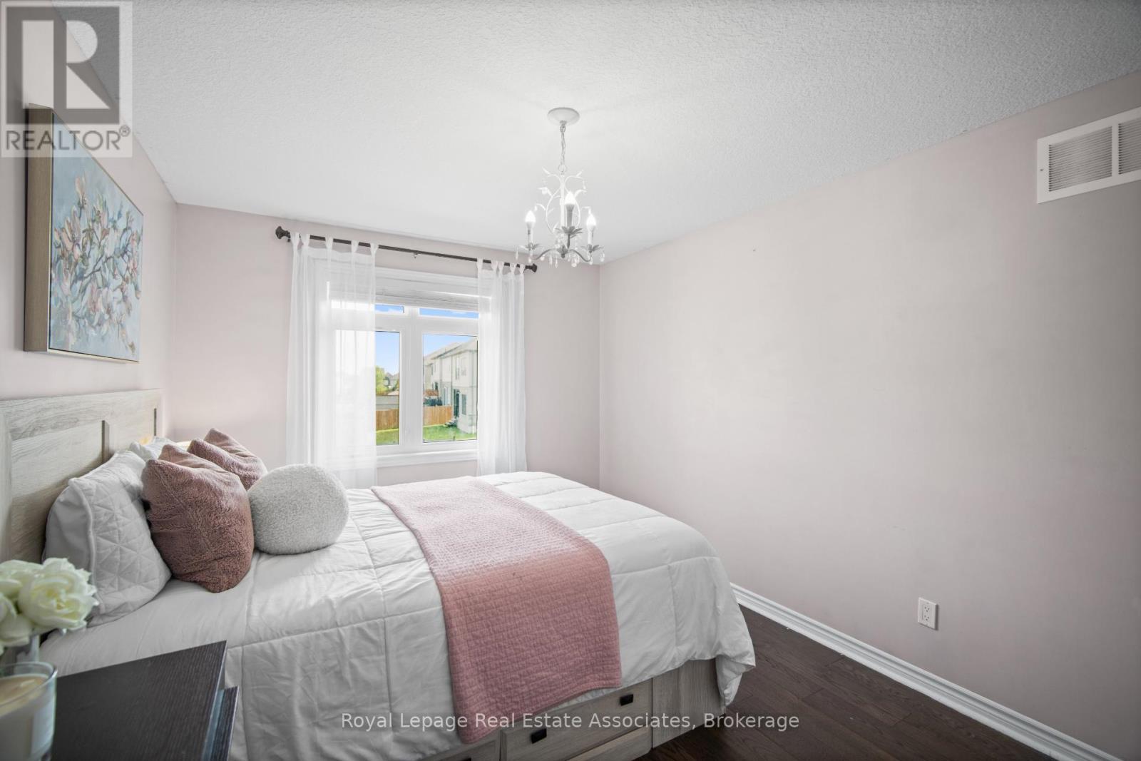 439 Moorlands Crescent, Kitchener, ON - Indoor Photo Showing Bedroom