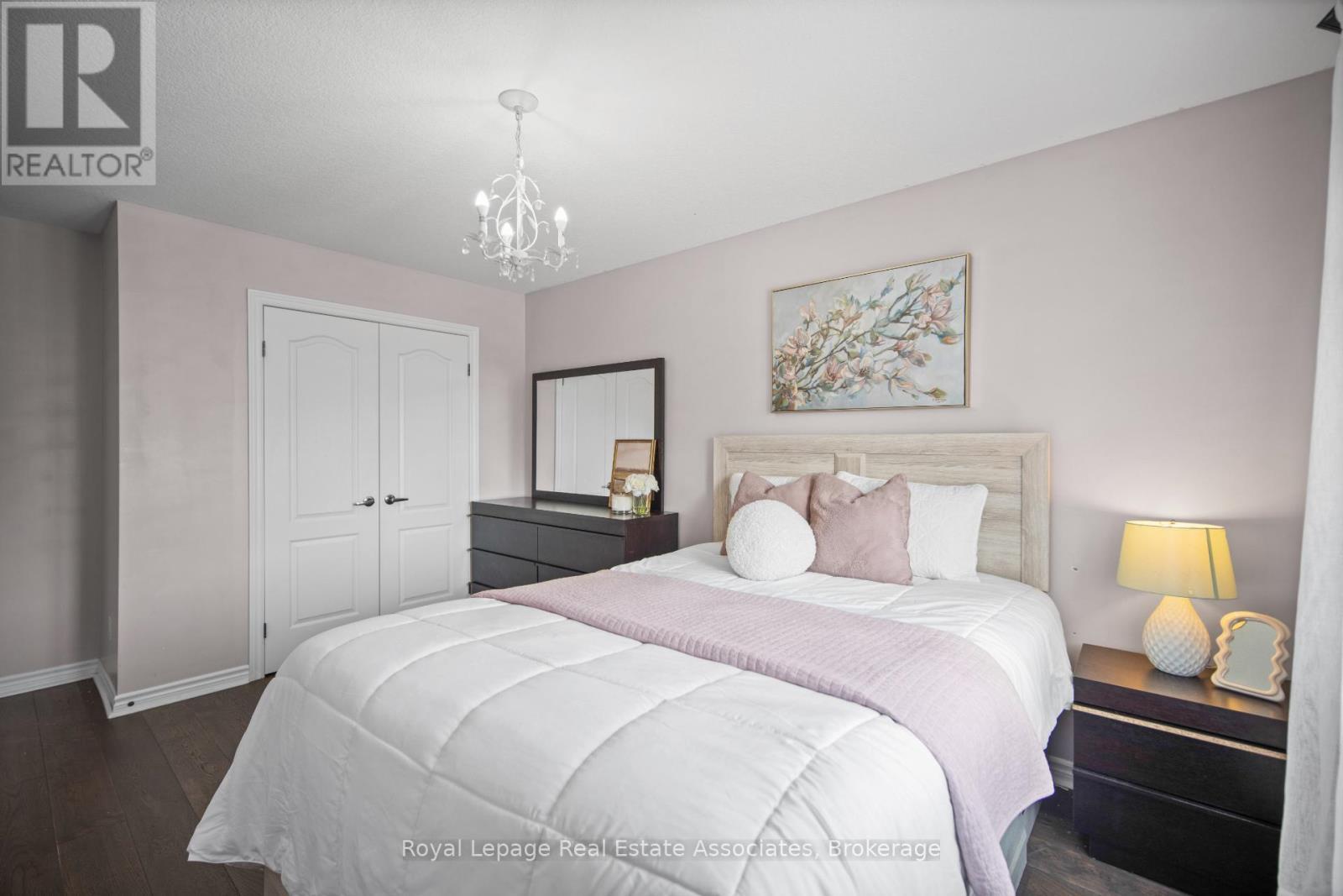 439 Moorlands Crescent, Kitchener, ON - Indoor Photo Showing Bedroom