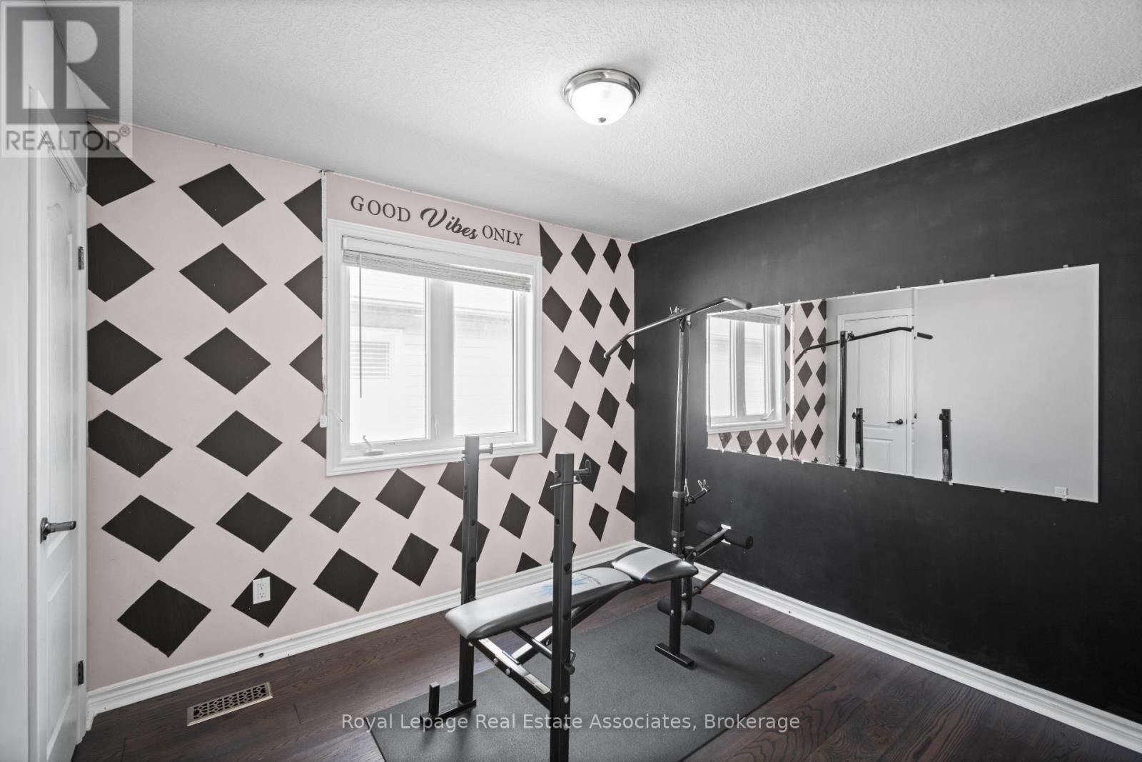 439 Moorlands Crescent, Kitchener, ON - Indoor Photo Showing Gym Room