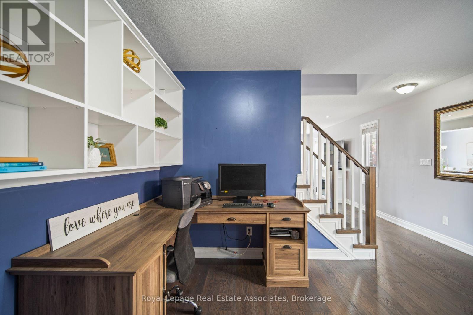 439 Moorlands Crescent, Kitchener, ON - Indoor