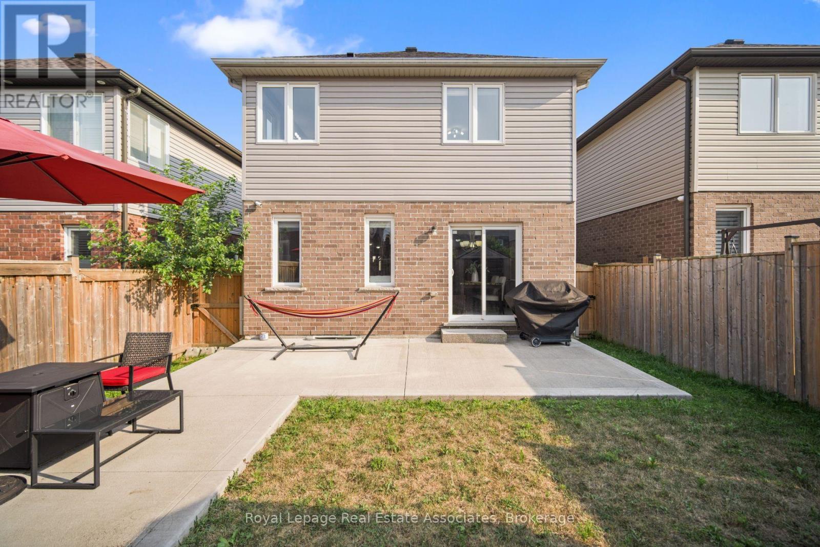 439 Moorlands Crescent, Kitchener, ON - Outdoor With Deck Patio Veranda With Exterior