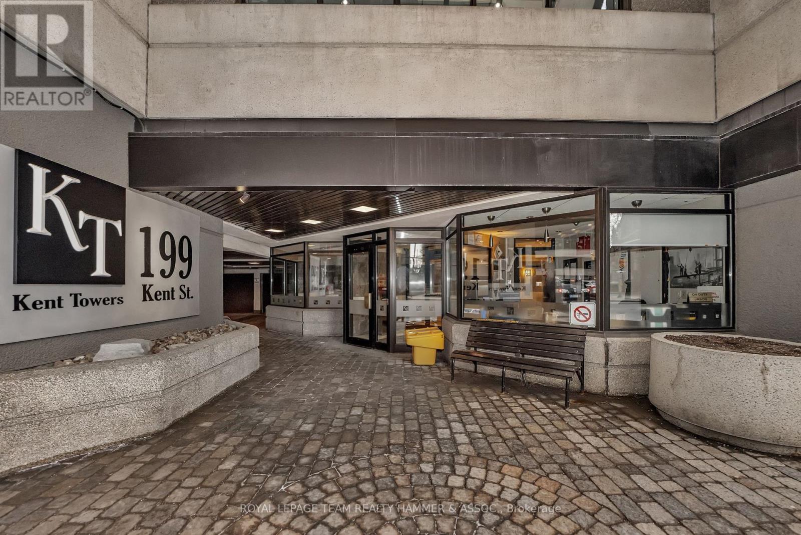 1701 - 199 Kent Street, Ottawa, ON - Outdoor