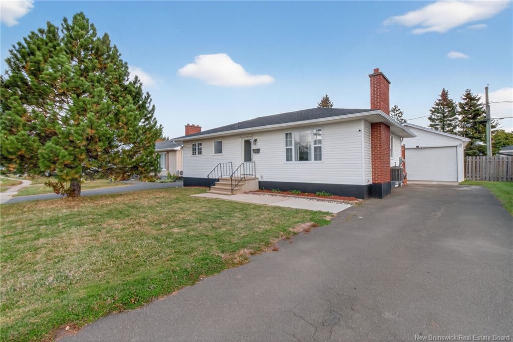 133 Savoie Dr, Moncton, NB