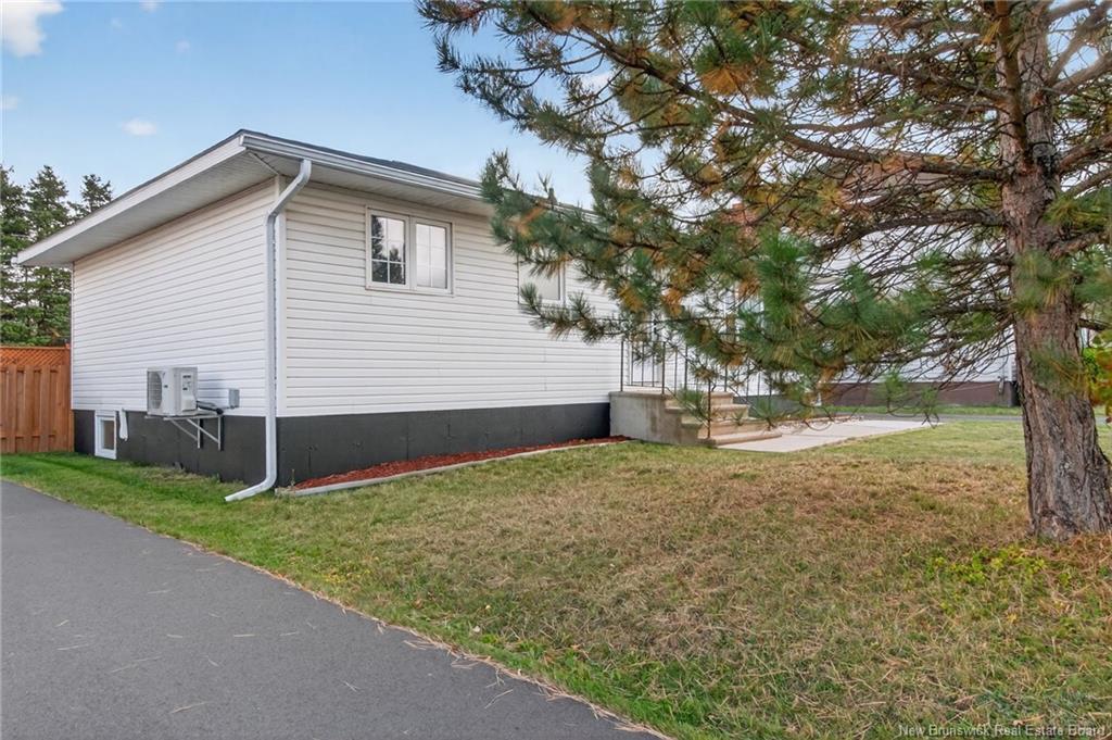 133 Savoie Dr, Moncton, NB