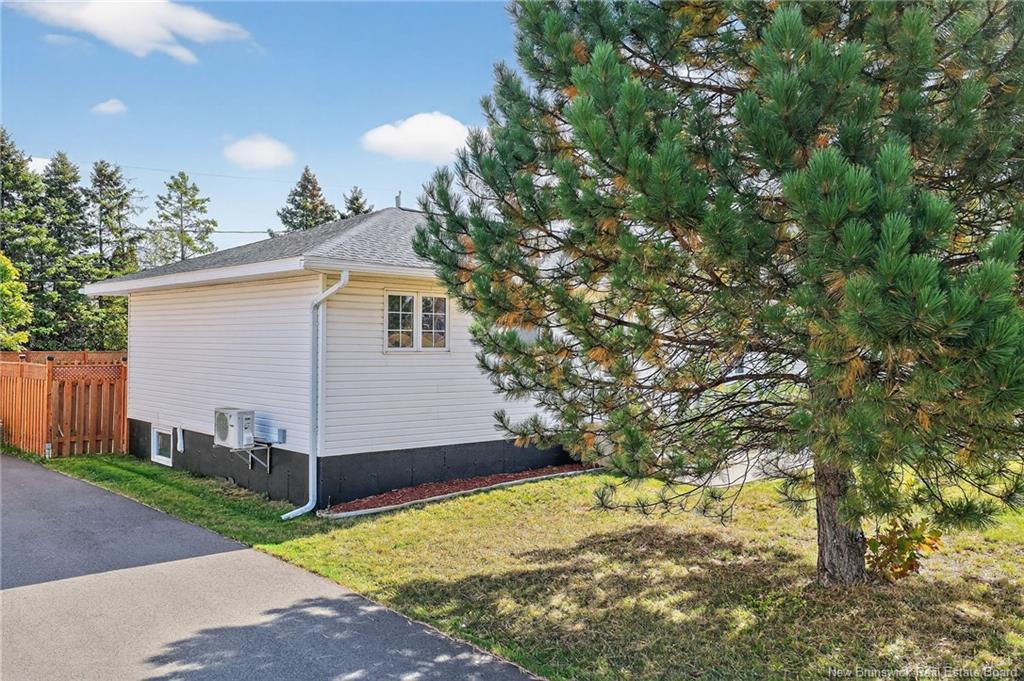 133 Savoie Dr, Moncton, NB