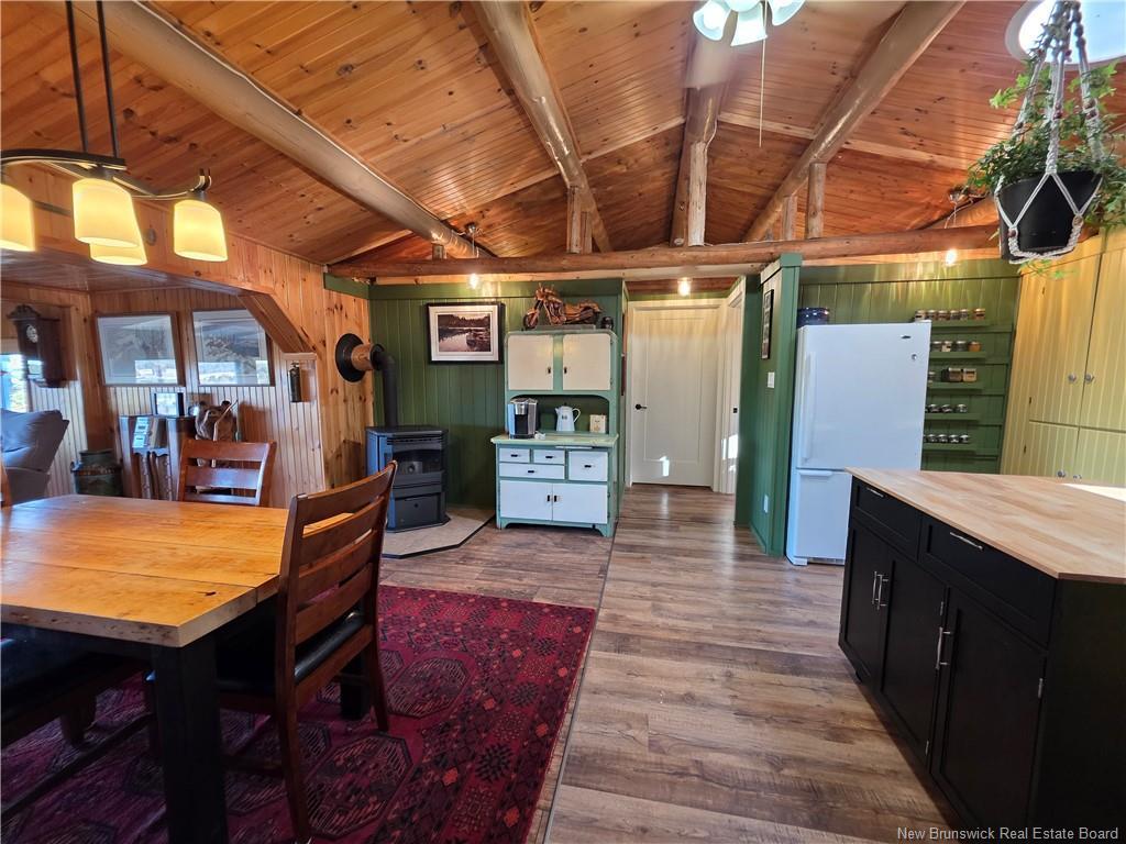 1546 Route 385, Oxbow, NB