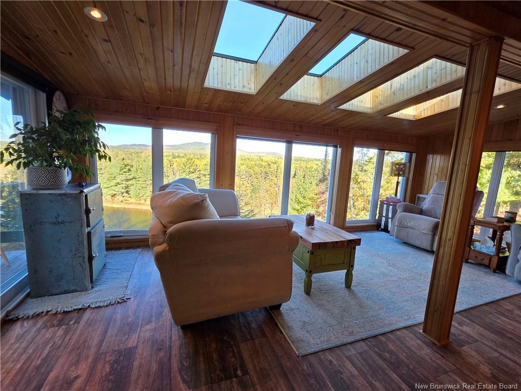 1546 Route 385, Oxbow, NB