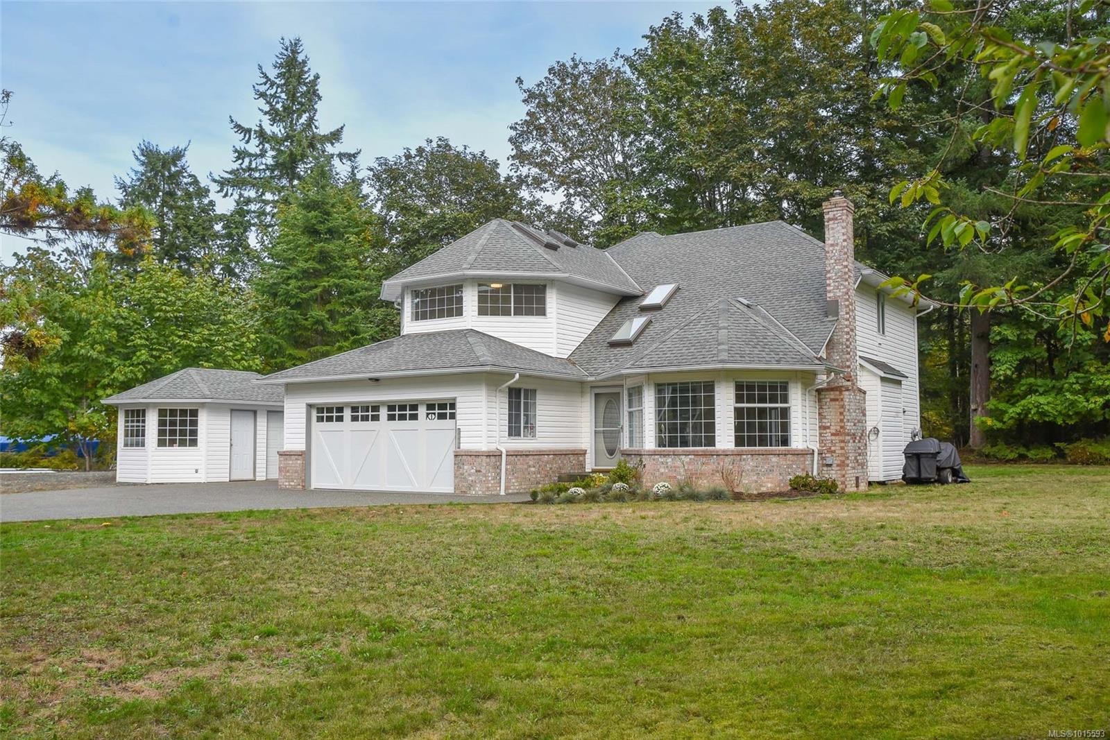 8868 Erickson Pl, Black Creek, BC